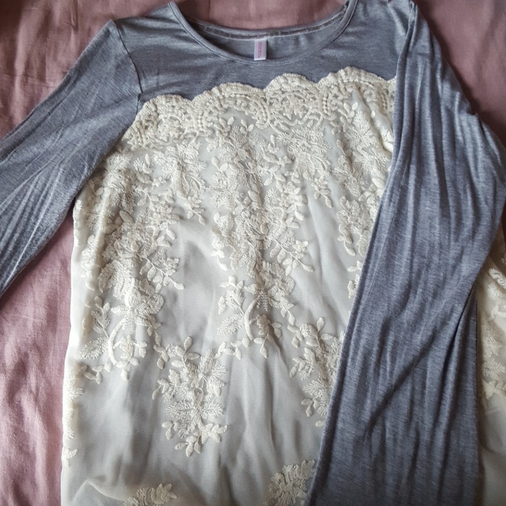 Soft Grey shirt with a cream lace front